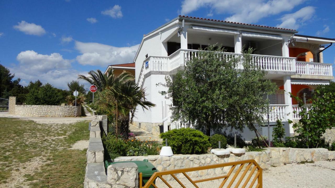 Apartments Lora Vir Exterior foto